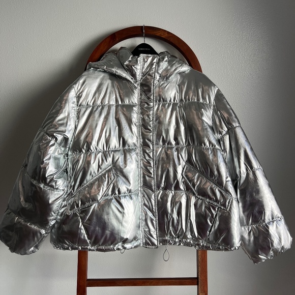 Metallic silver jacket - Picture 1 of 7